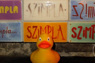 szimpla kert bar budapest